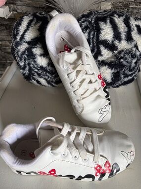 Minnie Mouse Kids Sneakers - White with Red and Black Accents